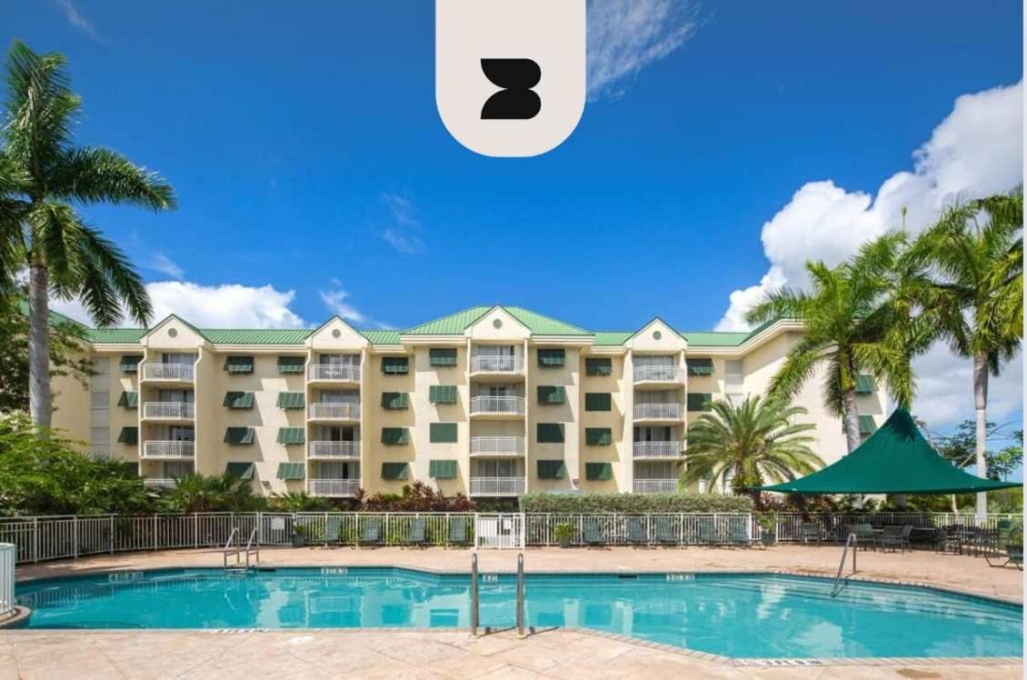 Tortuga Suite At Sunrise Suites Resort - Heated Pool, Hot Tub & Free Parking Key West Extérieur photo